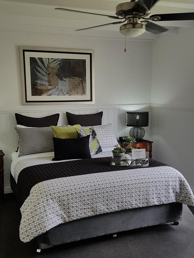 Creek Cottage Bed And Breakfast Traralgon Exterior photo